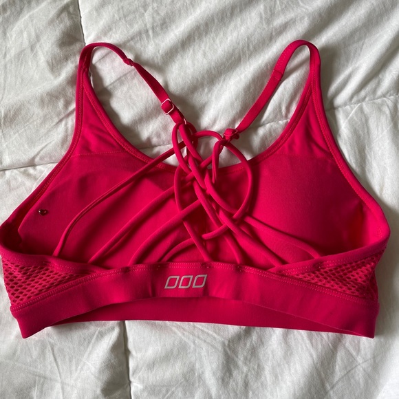 Lorna Jane hot pink low impact sports bra - Picture 2 of 4